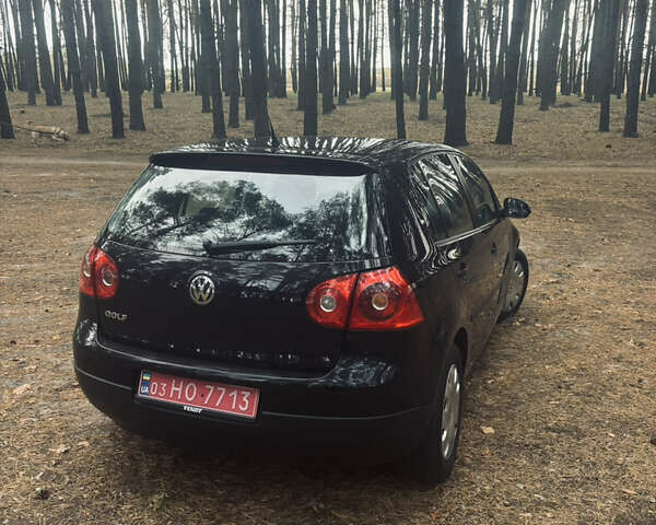 Черный Фольксваген Гольф, объемом двигателя 1.4 л и пробегом 268 тыс. км за 5650 $, фото 19 на Automoto.ua