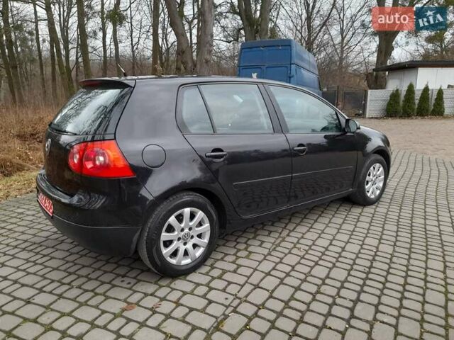 Черный Фольксваген Гольф, объемом двигателя 1.6 л и пробегом 260 тыс. км за 5399 $, фото 14 на Automoto.ua