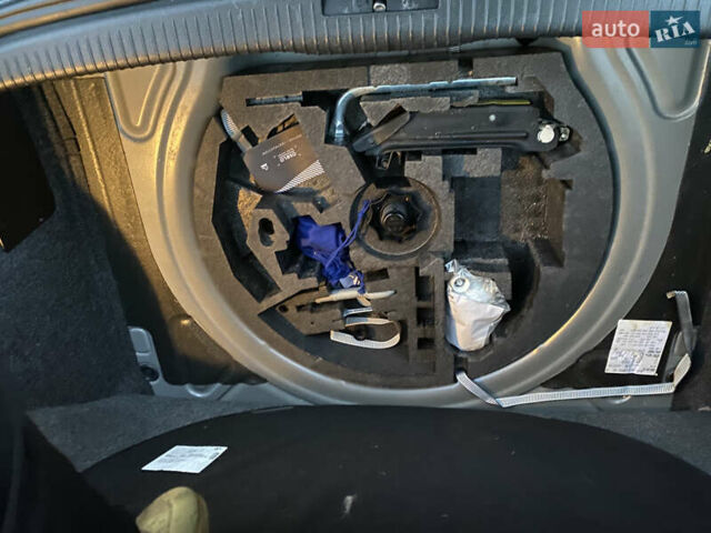 Чорний Фольксваген Гольф, об'ємом двигуна 1.6 л та пробігом 233 тис. км за 6800 $, фото 49 на Automoto.ua