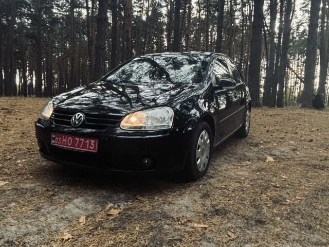 Черный Фольксваген Гольф, объемом двигателя 1.4 л и пробегом 268 тыс. км за 5600 $, фото 1 на Automoto.ua