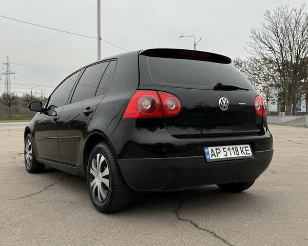 Черный Фольксваген Гольф, объемом двигателя 1.39 л и пробегом 260 тыс. км за 4999 $, фото 9 на Automoto.ua