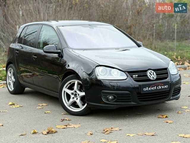 Черный Фольксваген Гольф, объемом двигателя 1.39 л и пробегом 207 тыс. км за 5599 $, фото 2 на Automoto.ua