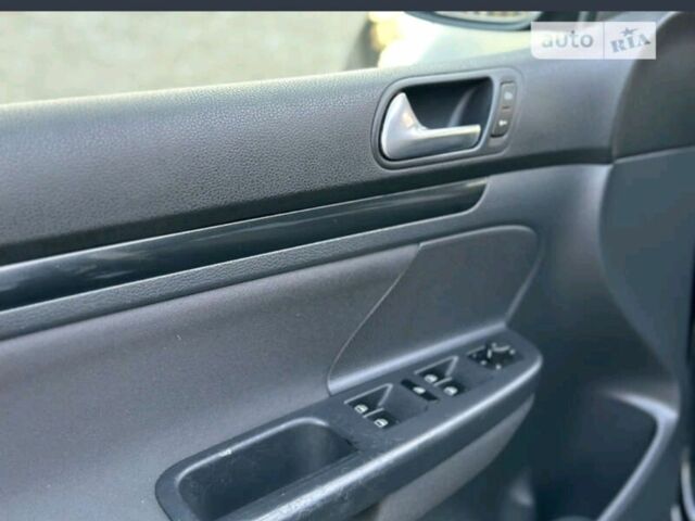 Черный Фольксваген Гольф, объемом двигателя 1.4 л и пробегом 220 тыс. км за 7000 $, фото 10 на Automoto.ua