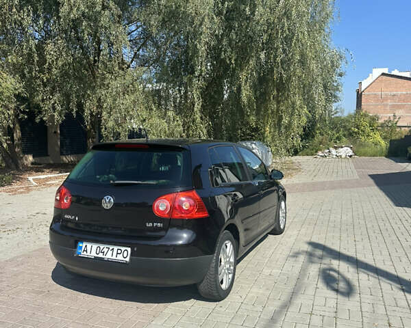 Чорний Фольксваген Гольф, об'ємом двигуна 1.6 л та пробігом 283 тис. км за 6400 $, фото 5 на Automoto.ua