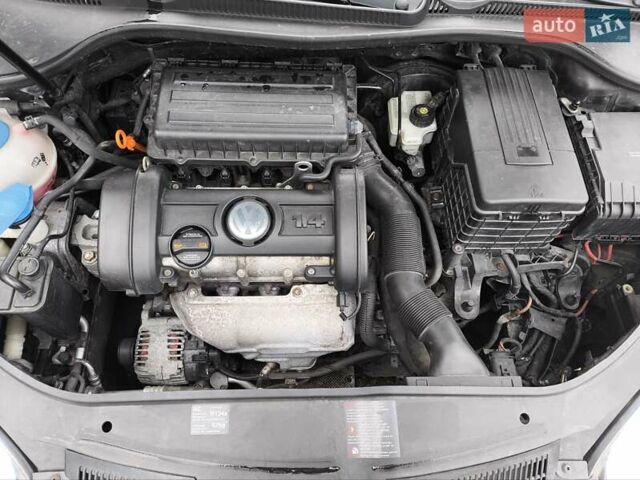 Чорний Фольксваген Гольф, об'ємом двигуна 1.4 л та пробігом 229 тис. км за 5900 $, фото 17 на Automoto.ua