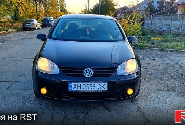 Черный Фольксваген Гольф, объемом двигателя 1.6 л и пробегом 236 тыс. км за 5800 $, фото 1 на Automoto.ua