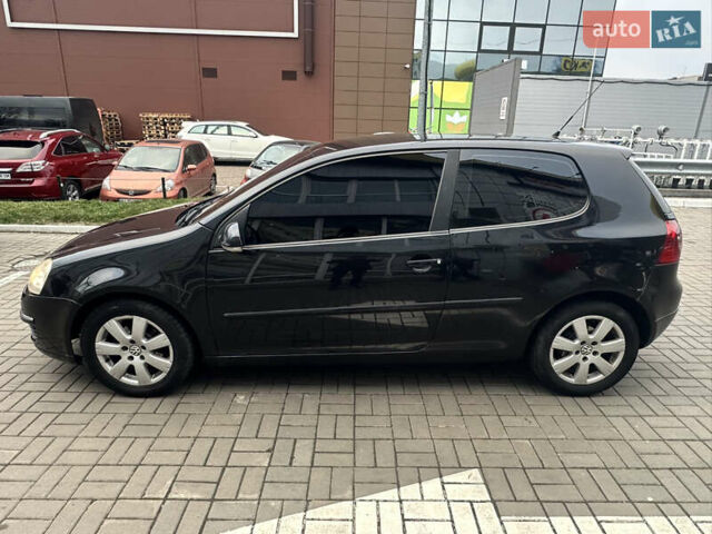 Черный Фольксваген Гольф, объемом двигателя 1.9 л и пробегом 344 тыс. км за 4850 $, фото 4 на Automoto.ua