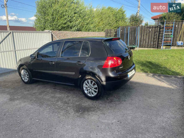 Черный Фольксваген Гольф, объемом двигателя 1.6 л и пробегом 209 тыс. км за 6300 $, фото 2 на Automoto.ua