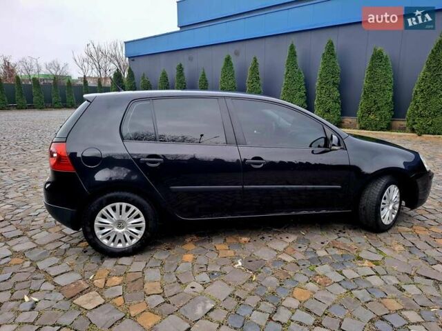 Черный Фольксваген Гольф, объемом двигателя 1.6 л и пробегом 219 тыс. км за 6400 $, фото 27 на Automoto.ua