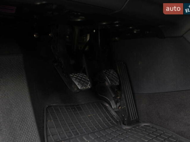 Чорний Фольксваген Гольф, об'ємом двигуна 1.6 л та пробігом 205 тис. км за 5790 $, фото 42 на Automoto.ua