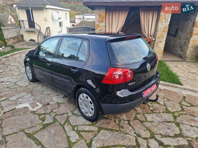 Фольксваген Гольф 2006 в Могилев-Подольском на Automoto.ua Черный Фольксваген Гольф, объемом двигателя 1.6 л и пробегом 164 тыс. км за 5750 $, фото 2 на Automoto.ua