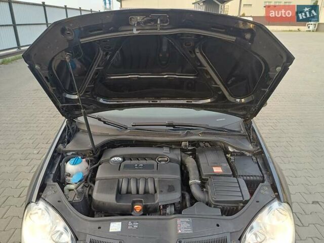Чорний Фольксваген Гольф, об'ємом двигуна 1.6 л та пробігом 212 тис. км за 5900 $, фото 20 на Automoto.ua