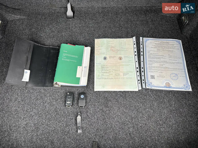 Черный Фольксваген Гольф, объемом двигателя 1.4 л и пробегом 187 тыс. км за 6500 $, фото 90 на Automoto.ua