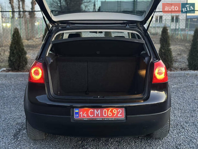 Черный Фольксваген Гольф, объемом двигателя 1.4 л и пробегом 271 тыс. км за 5700 $, фото 47 на Automoto.ua