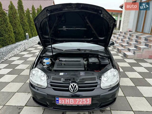 Черный Фольксваген Гольф, объемом двигателя 1.4 л и пробегом 187 тыс. км за 6500 $, фото 74 на Automoto.ua