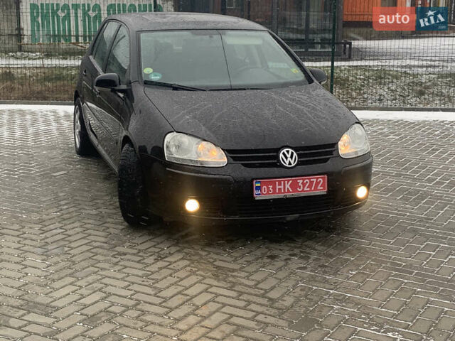 Черный Фольксваген Гольф, объемом двигателя 1.6 л и пробегом 211 тыс. км за 5900 $, фото 5 на Automoto.ua