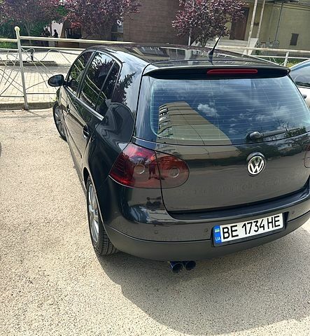 Чорний Фольксваген Гольф, об'ємом двигуна 1.4 л та пробігом 230 тис. км за 5300 $, фото 2 на Automoto.ua