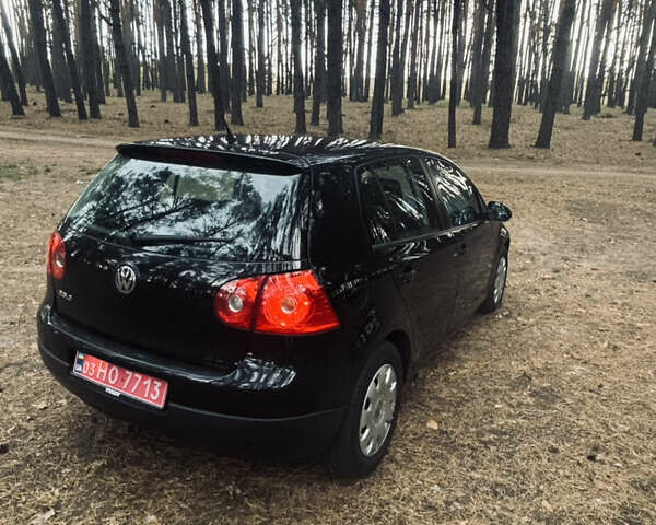 Черный Фольксваген Гольф, объемом двигателя 1.4 л и пробегом 268 тыс. км за 5650 $, фото 45 на Automoto.ua