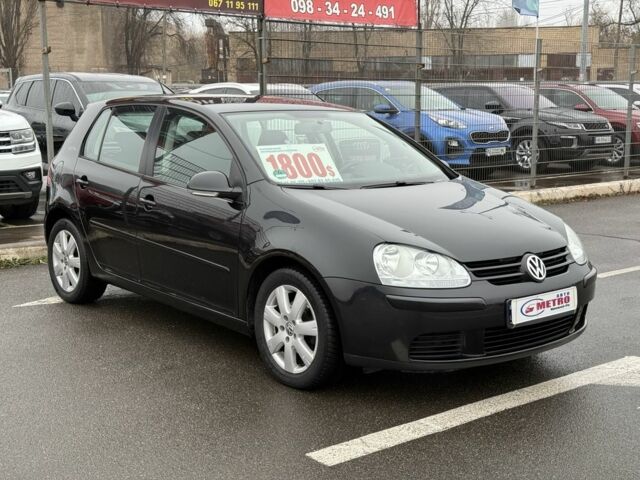 Черный Фольксваген Гольф, объемом двигателя 1.6 л и пробегом 265 тыс. км за 6300 $, фото 1 на Automoto.ua