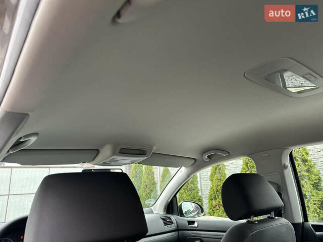 Черный Фольксваген Гольф, объемом двигателя 1.4 л и пробегом 187 тыс. км за 6500 $, фото 72 на Automoto.ua