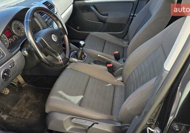 Чорний Фольксваген Гольф, об'ємом двигуна 1.6 л та пробігом 220 тис. км за 5350 $, фото 18 на Automoto.ua