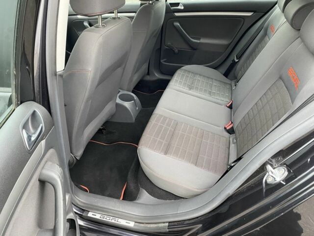 Чорний Фольксваген Гольф, об'ємом двигуна 1.4 л та пробігом 220 тис. км за 5900 $, фото 7 на Automoto.ua