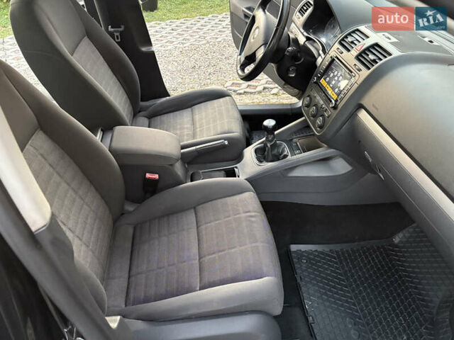 Черный Фольксваген Гольф, объемом двигателя 1.6 л и пробегом 240 тыс. км за 6150 $, фото 23 на Automoto.ua