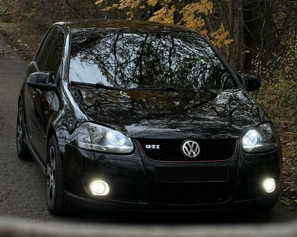 Черный Фольксваген Гольф, объемом двигателя 1.98 л и пробегом 257 тыс. км за 11900 $, фото 3 на Automoto.ua