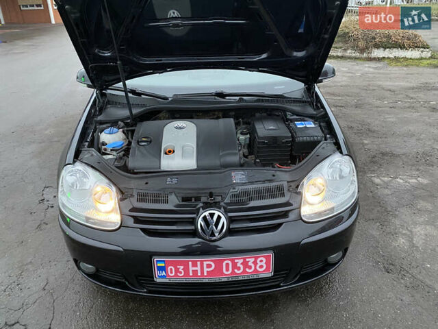 Чорний Фольксваген Гольф, об'ємом двигуна 1.6 л та пробігом 233 тис. км за 6800 $, фото 39 на Automoto.ua