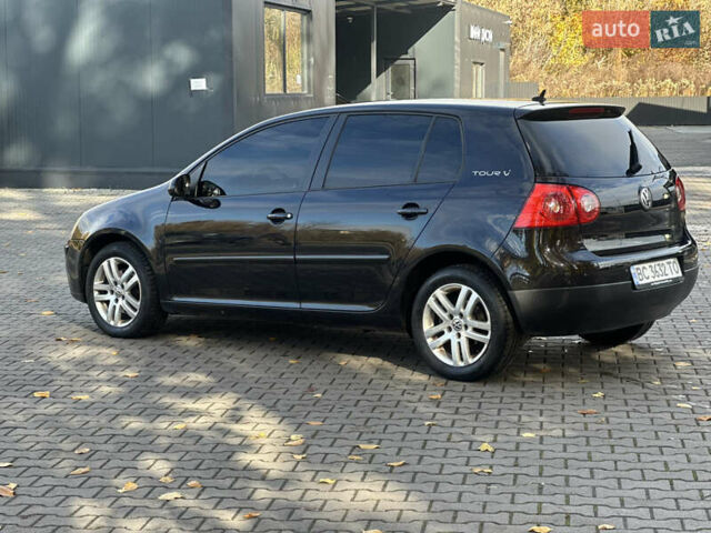 Черный Фольксваген Гольф, объемом двигателя 1.9 л и пробегом 320 тыс. км за 5800 $, фото 12 на Automoto.ua