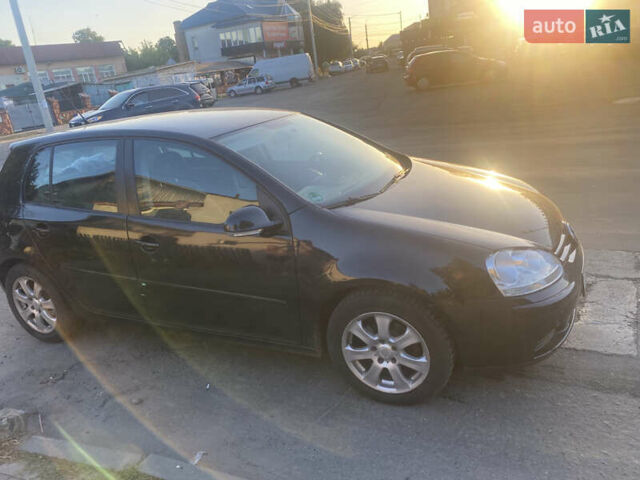 Черный Фольксваген Гольф, объемом двигателя 1.6 л и пробегом 218 тыс. км за 6300 $, фото 2 на Automoto.ua