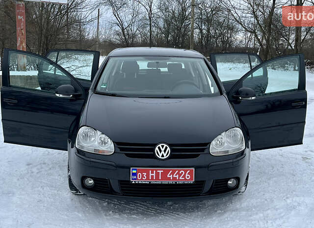 Черный Фольксваген Гольф, объемом двигателя 1.4 л и пробегом 244 тыс. км за 5699 $, фото 8 на Automoto.ua