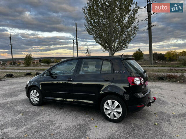 Черный Фольксваген Гольф, объемом двигателя 1.6 л и пробегом 89 тыс. км за 6500 $, фото 26 на Automoto.ua