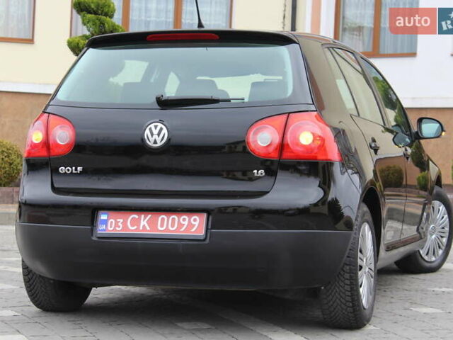 Чорний Фольксваген Гольф, об'ємом двигуна 1.6 л та пробігом 205 тис. км за 5690 $, фото 11 на Automoto.ua