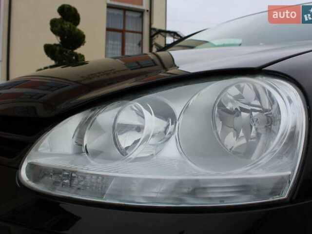 Чорний Фольксваген Гольф, об'ємом двигуна 1.6 л та пробігом 205 тис. км за 5690 $, фото 17 на Automoto.ua