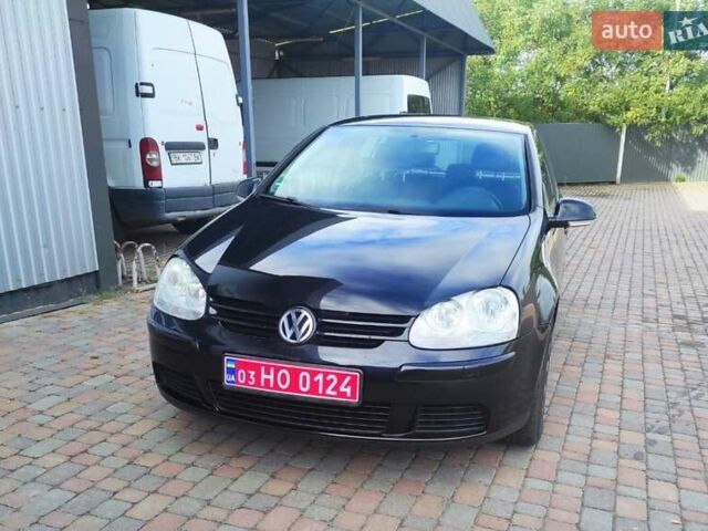 Черный Фольксваген Гольф, объемом двигателя 1.6 л и пробегом 188 тыс. км за 5500 $, фото 4 на Automoto.ua