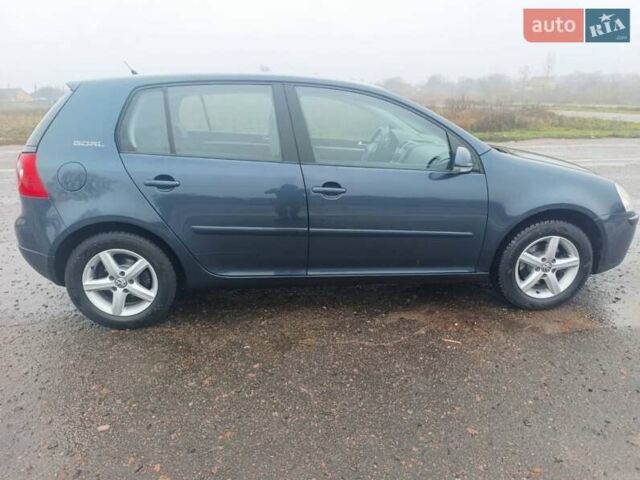 Черный Фольксваген Гольф, объемом двигателя 1.6 л и пробегом 202 тыс. км за 5999 $, фото 1 на Automoto.ua