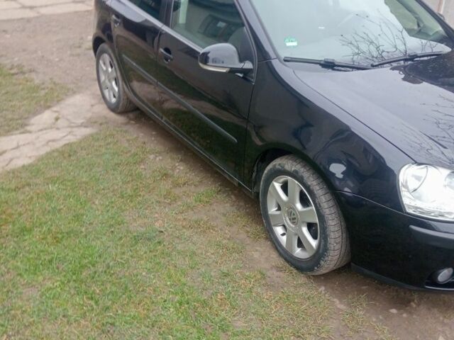 Черный Фольксваген Гольф, объемом двигателя 1.6 л и пробегом 226 тыс. км за 6500 $, фото 12 на Automoto.ua