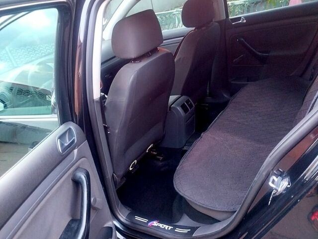 Черный Фольксваген Гольф, объемом двигателя 1.9 л и пробегом 0 тыс. км за 5000 $, фото 1 на Automoto.ua