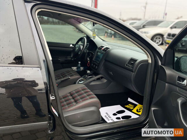 Черный Фольксваген Гольф, объемом двигателя 1.6 л и пробегом 240 тыс. км за 7900 $, фото 16 на Automoto.ua