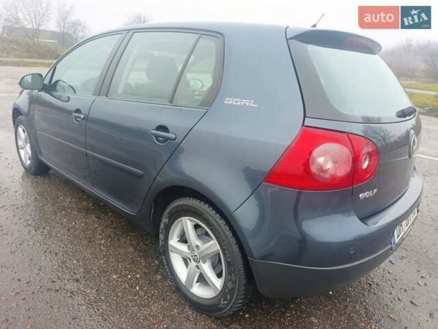 Черный Фольксваген Гольф, объемом двигателя 1.6 л и пробегом 202 тыс. км за 5999 $, фото 7 на Automoto.ua