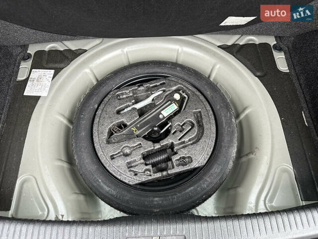 Черный Фольксваген Гольф, объемом двигателя 1.4 л и пробегом 187 тыс. км за 6500 $, фото 43 на Automoto.ua