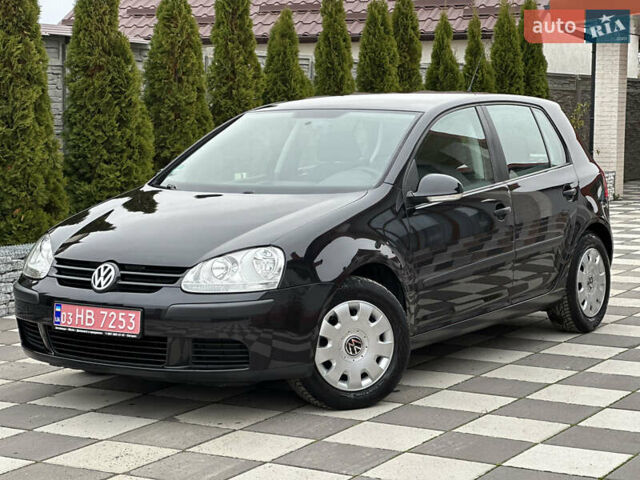 Черный Фольксваген Гольф, объемом двигателя 1.4 л и пробегом 187 тыс. км за 6500 $, фото 1 на Automoto.ua