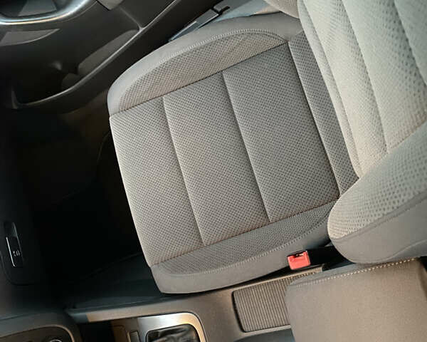 Чорний Фольксваген Гольф, об'ємом двигуна 1.6 л та пробігом 233 тис. км за 6800 $, фото 25 на Automoto.ua