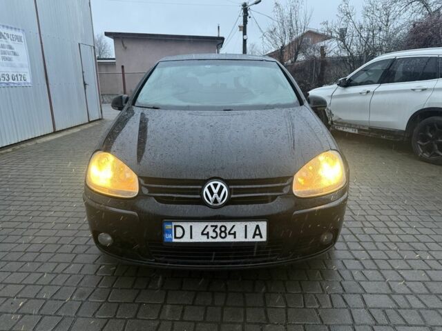 Черный Фольксваген Гольф, объемом двигателя 1.6 л и пробегом 310 тыс. км за 3450 $, фото 1 на Automoto.ua