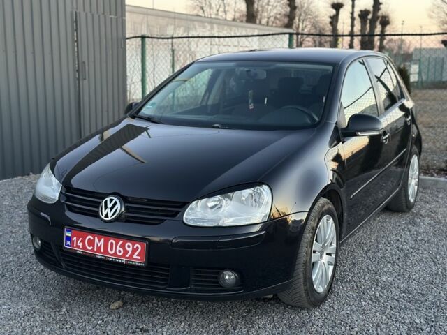 Черный Фольксваген Гольф, объемом двигателя 1.4 л и пробегом 271 тыс. км за 5700 $, фото 2 на Automoto.ua