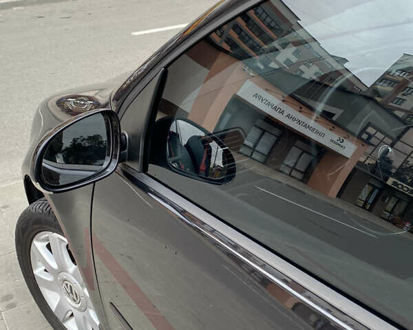 Чорний Фольксваген Гольф, об'ємом двигуна 1.6 л та пробігом 190 тис. км за 6032 $, фото 11 на Automoto.ua