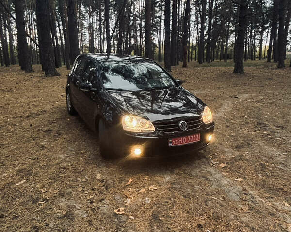 Черный Фольксваген Гольф, объемом двигателя 1.4 л и пробегом 268 тыс. км за 5650 $, фото 4 на Automoto.ua