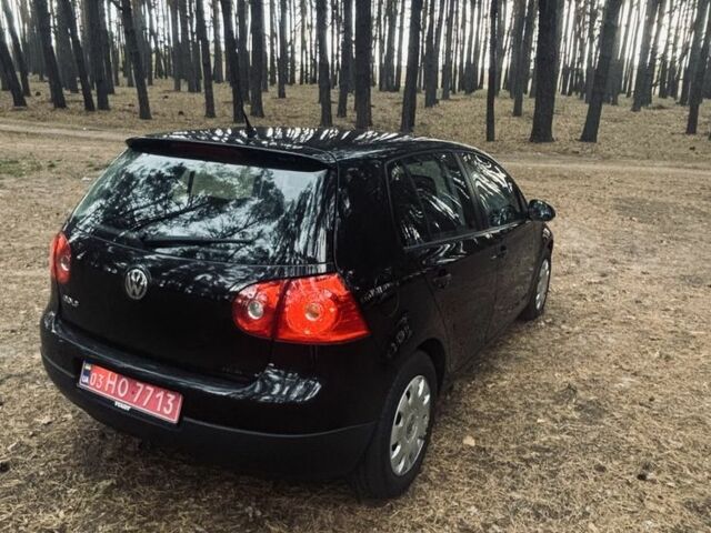Черный Фольксваген Гольф, объемом двигателя 1.4 л и пробегом 268 тыс. км за 5600 $, фото 7 на Automoto.ua