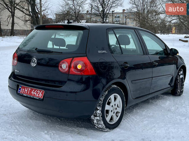 Черный Фольксваген Гольф, объемом двигателя 1.4 л и пробегом 244 тыс. км за 5699 $, фото 4 на Automoto.ua